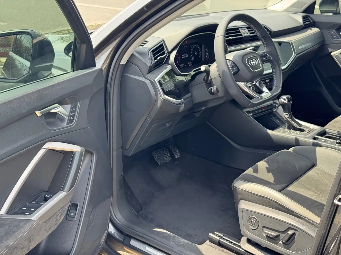 Audi Q3 2021 35 TFSI Fashion Sport фото 17