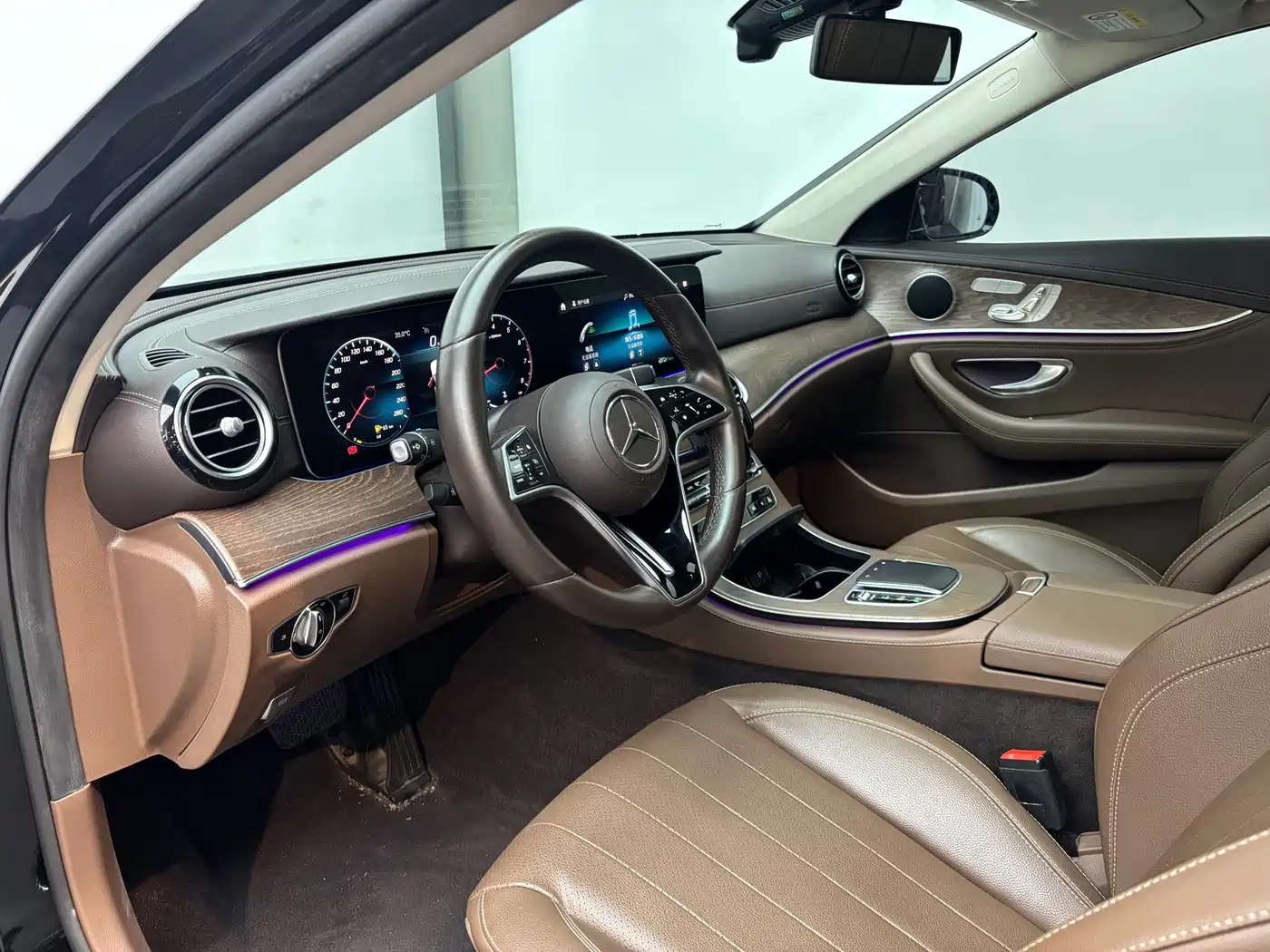 Mercedes-Benz E-Class 2021 E 300 L Fashion фото 17