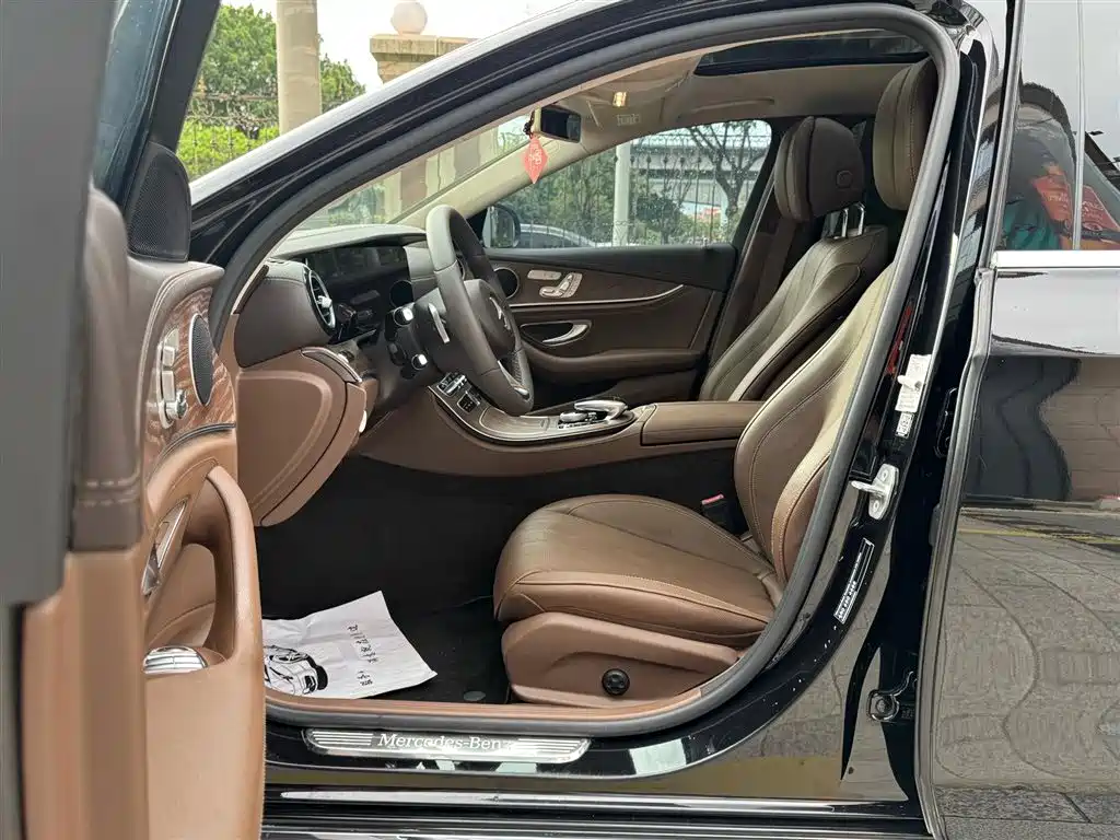 Mercedes-Benz E-Class 2018 Facelift E 300 L Sport Luxury фото 9