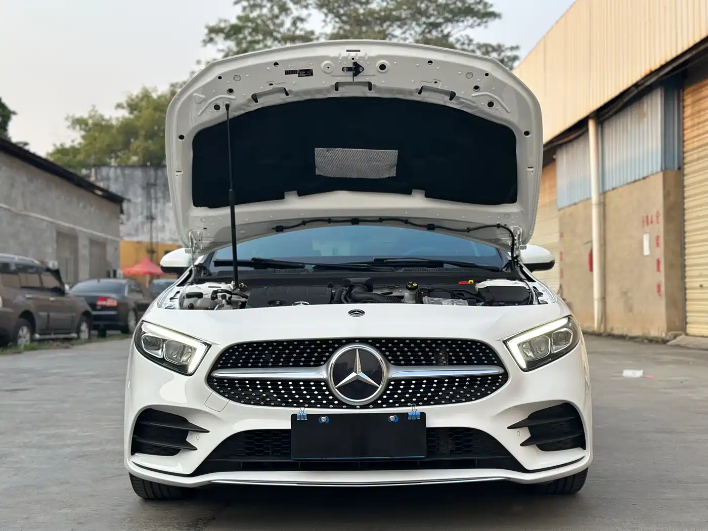 Mercedes-Benz A-Class 2021 A 200 L Sport Sedan Fashion Edition фото 9