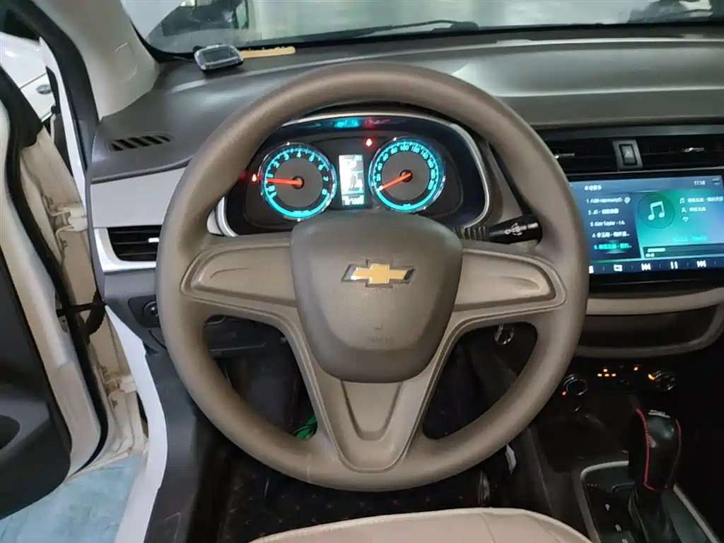 Chevrolet Lova RV 2016 1.5L Automatic Easy-Ride фото 11