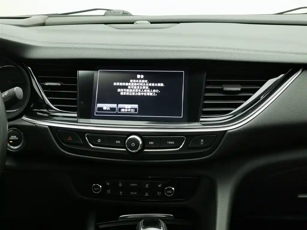 Buick Regal 2017 28T Premium фото 12