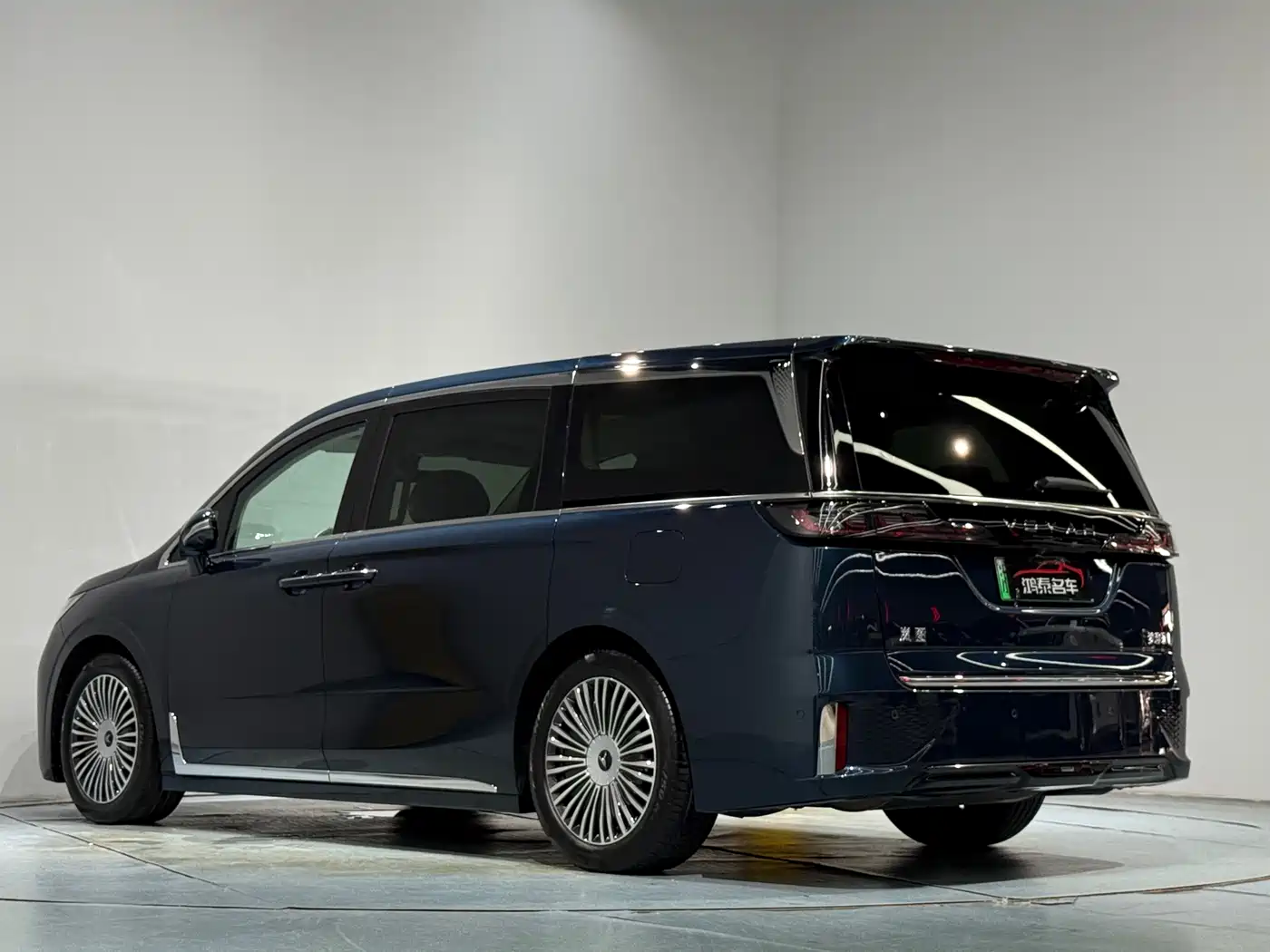 Voyah Auto Voyah Dreamer 2025 PHEV AWD Flagship Kunpeng Edition фото 24