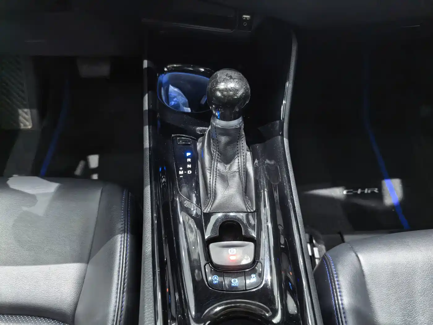 Toyota C-HR 2020 2020 Model 2.0L Leading