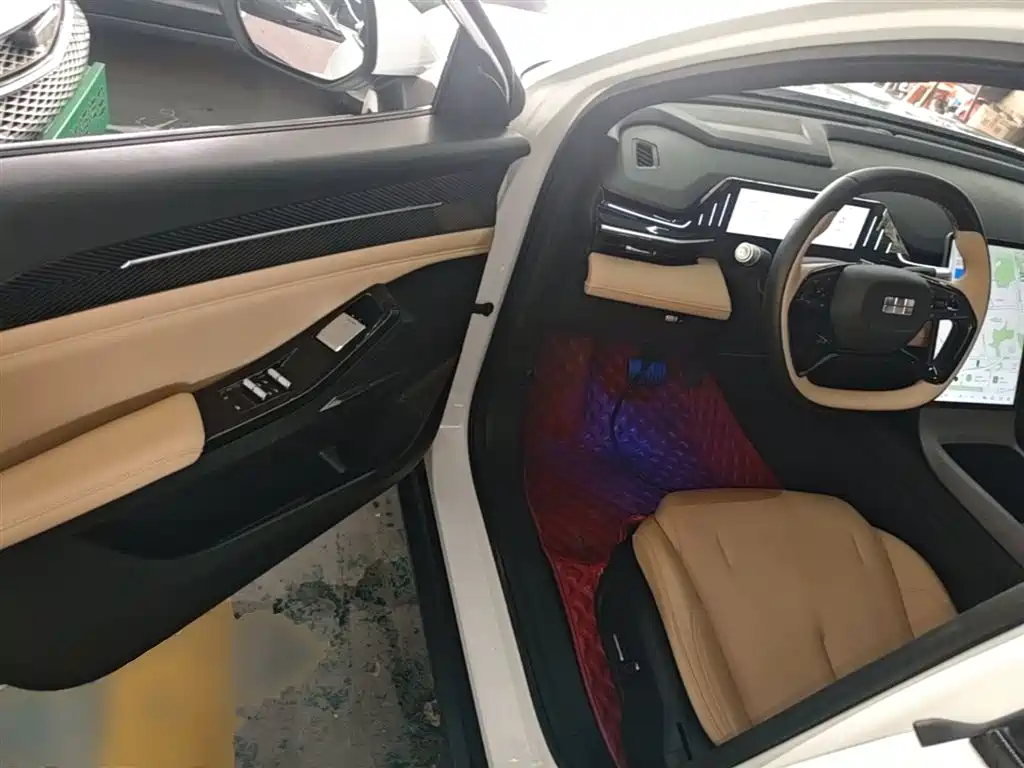 Geely Galaxy Galaxy L6 2023 125km Starship фото 16