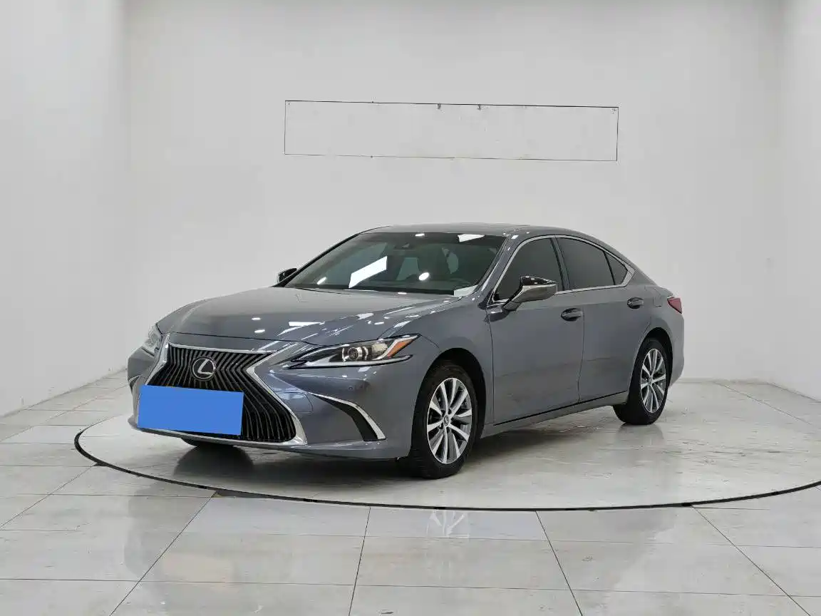 Lexus ES 2020 200 Luxury