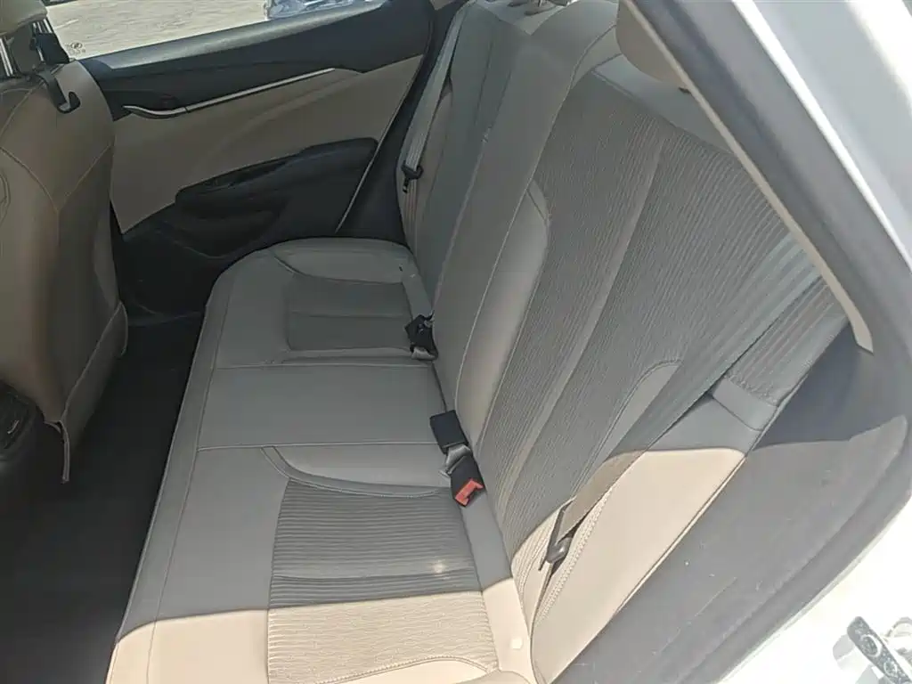 Buick Excelle 2017 15N Automatic Elite фото 17