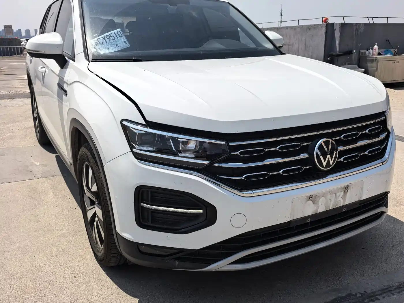 Volkswagen Tayron 2022 330TSI 2WD Luxury Smart Connect Plus фото 2