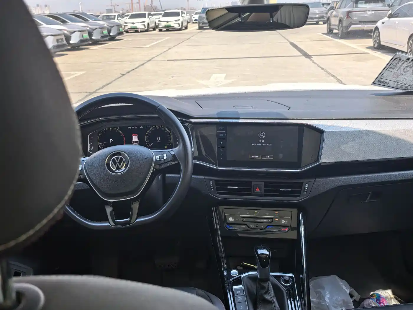 Volkswagen Tayron 2022 330TSI 2WD Luxury Smart Connect Plus фото 7