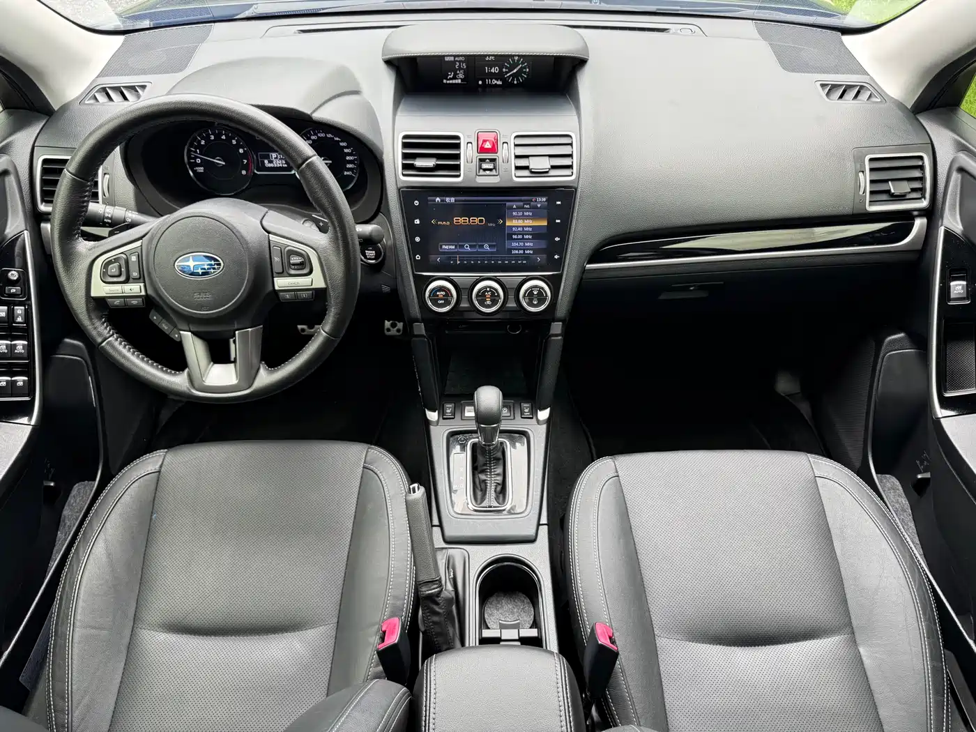 Subaru Forester 2018 2.0i Fashion Navigation Edition фото 25