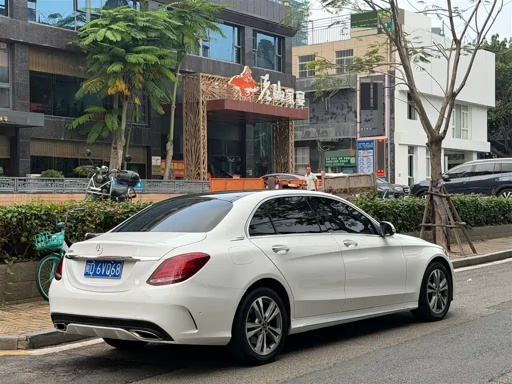 Mercedes-Benz C-Class 2018 C 200 L Sport Achievement Special Edition фото 13