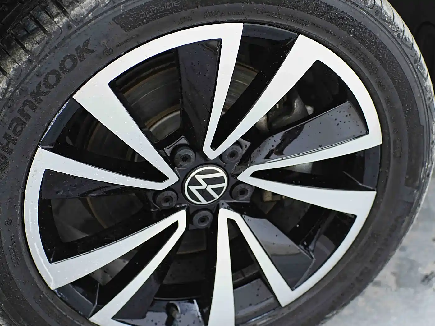 Volkswagen Tharu 2021 280TSI 2WD Luxury Plus фото 9