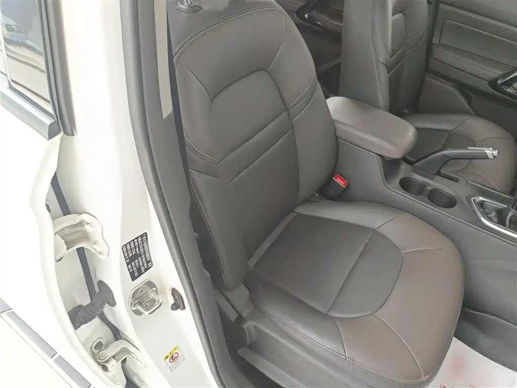 GAC Trumpchi Trumpchi GS4 2017 200T Manual 2WD Elite фото 3