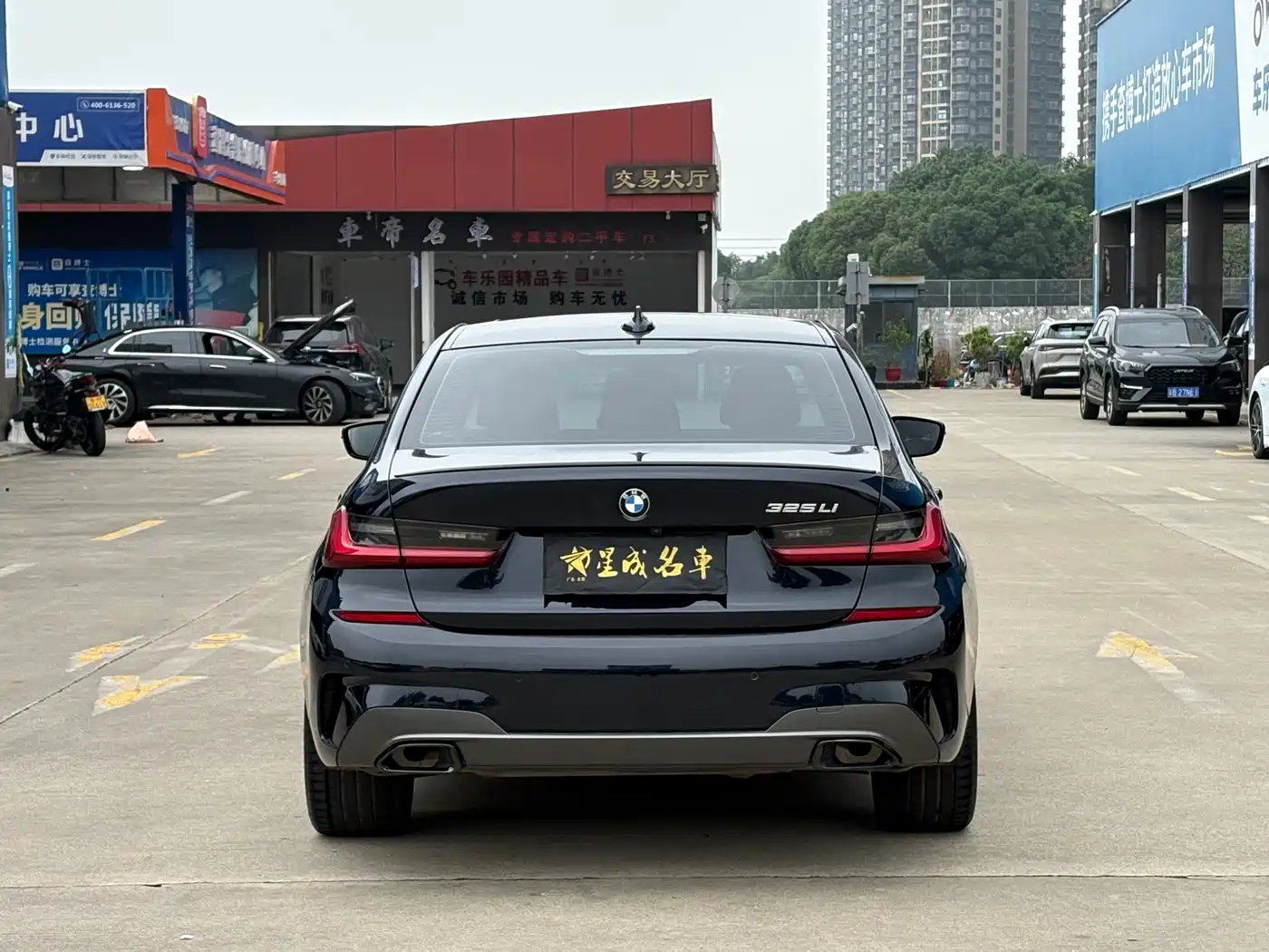 BMW 3 Series 2022 325Li M Sport Shadow Edition фото 22