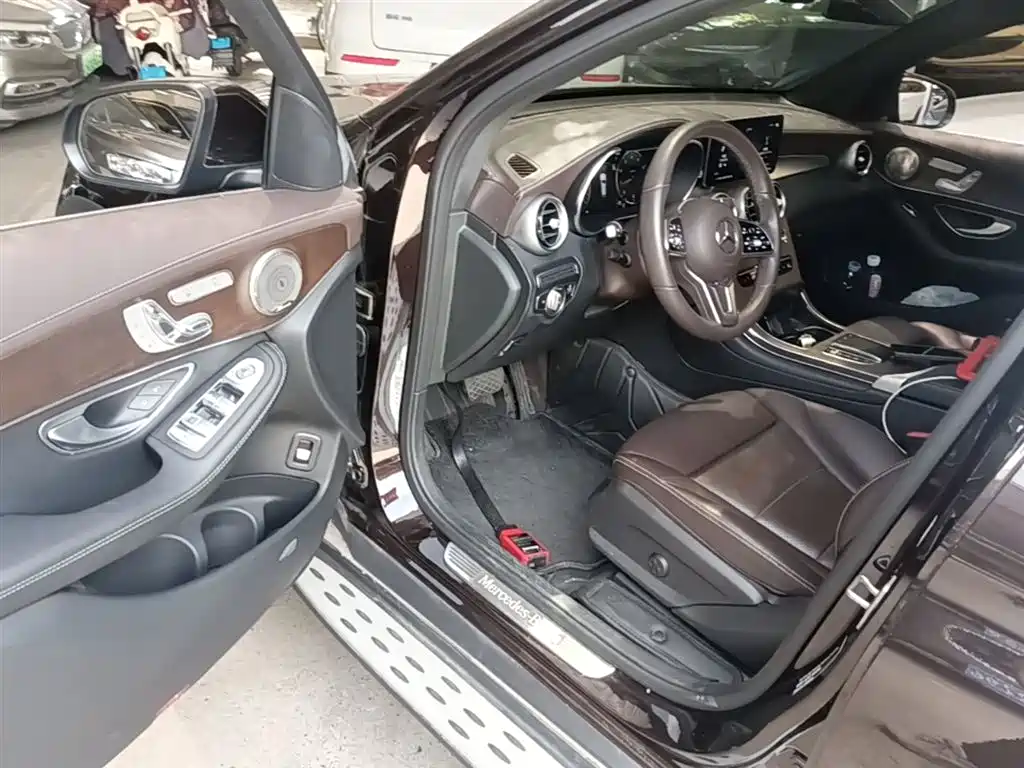Mercedes-Benz GLC 2022 Facelift II GLC 260 L 4MATIC Luxury фото 16