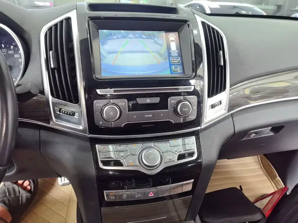 Haval H9 2015 2015 2.0T 4WD Luxury 7-Seater