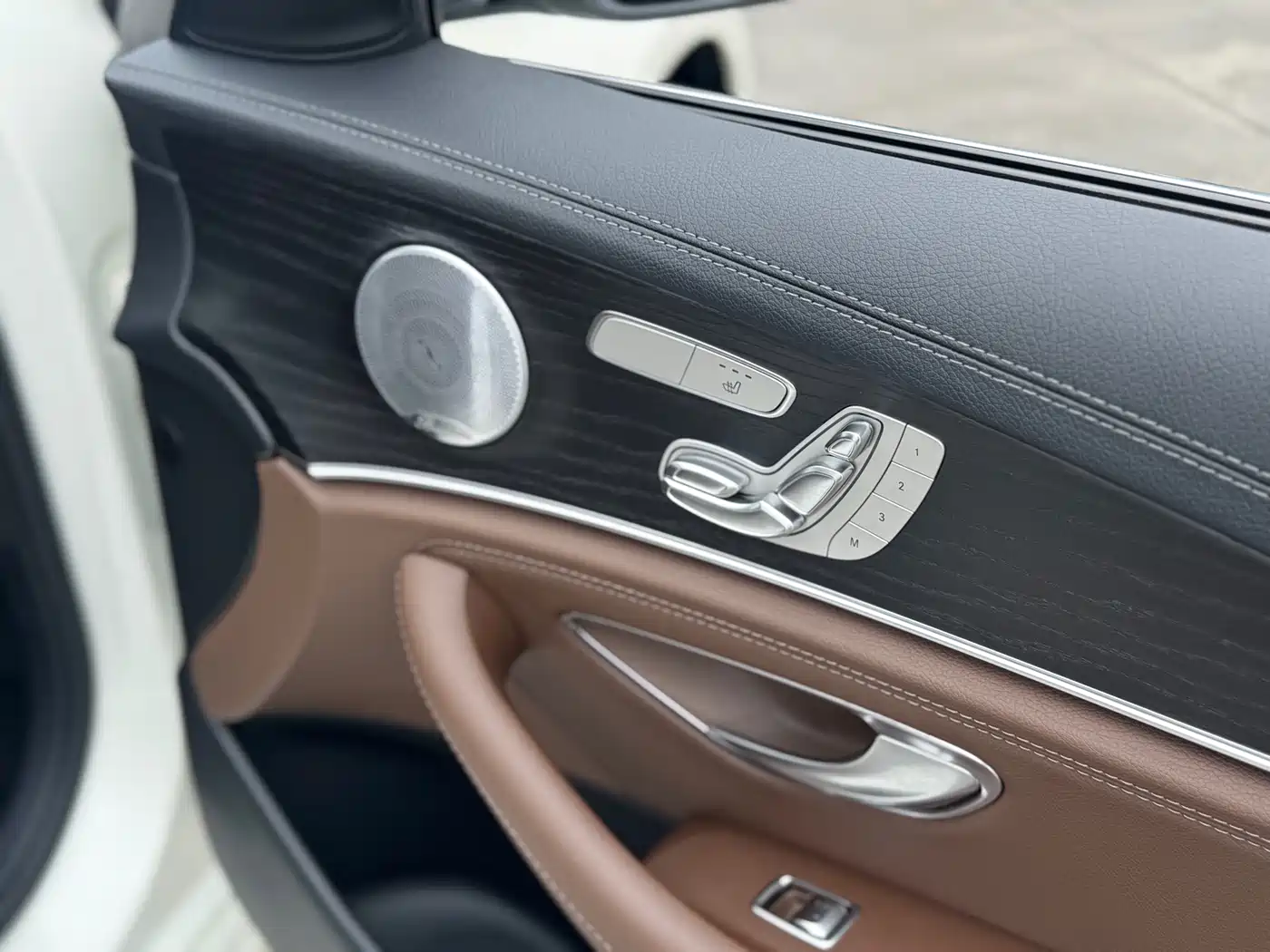 Mercedes-Benz E-Class 2019 E 300 L Sport Luxury фото 5