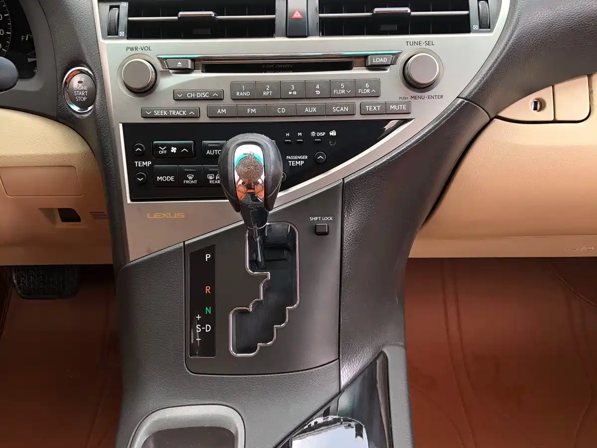 Lexus RX Classic 2011 270 Elegance фото 12