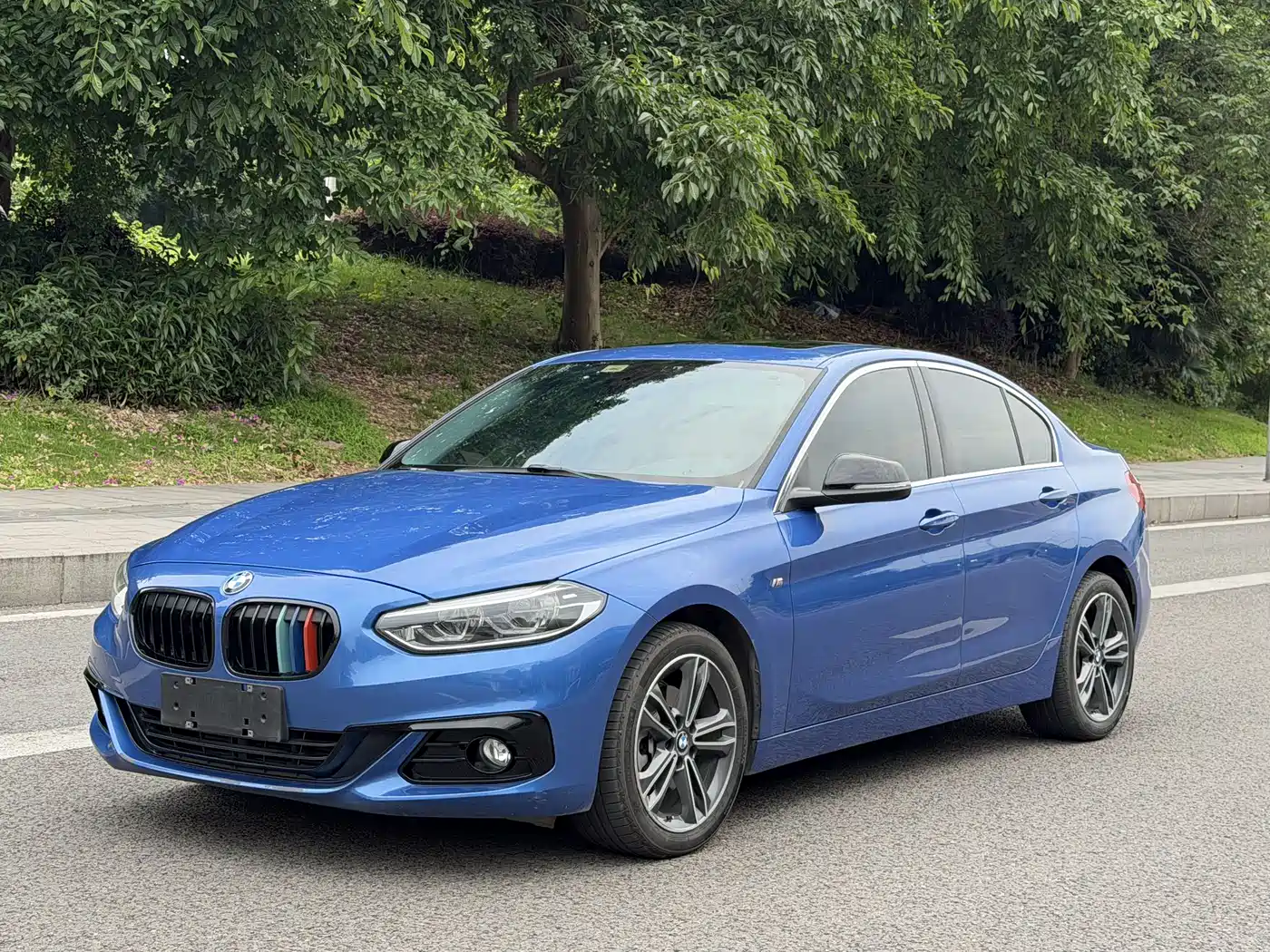 BMW 1 Series 2018 118i Sport Edition