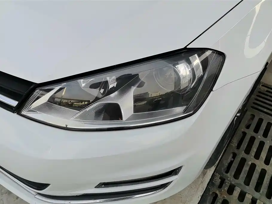 Volkswagen Golf 2016 230TSI Automatic Luxury фото 5