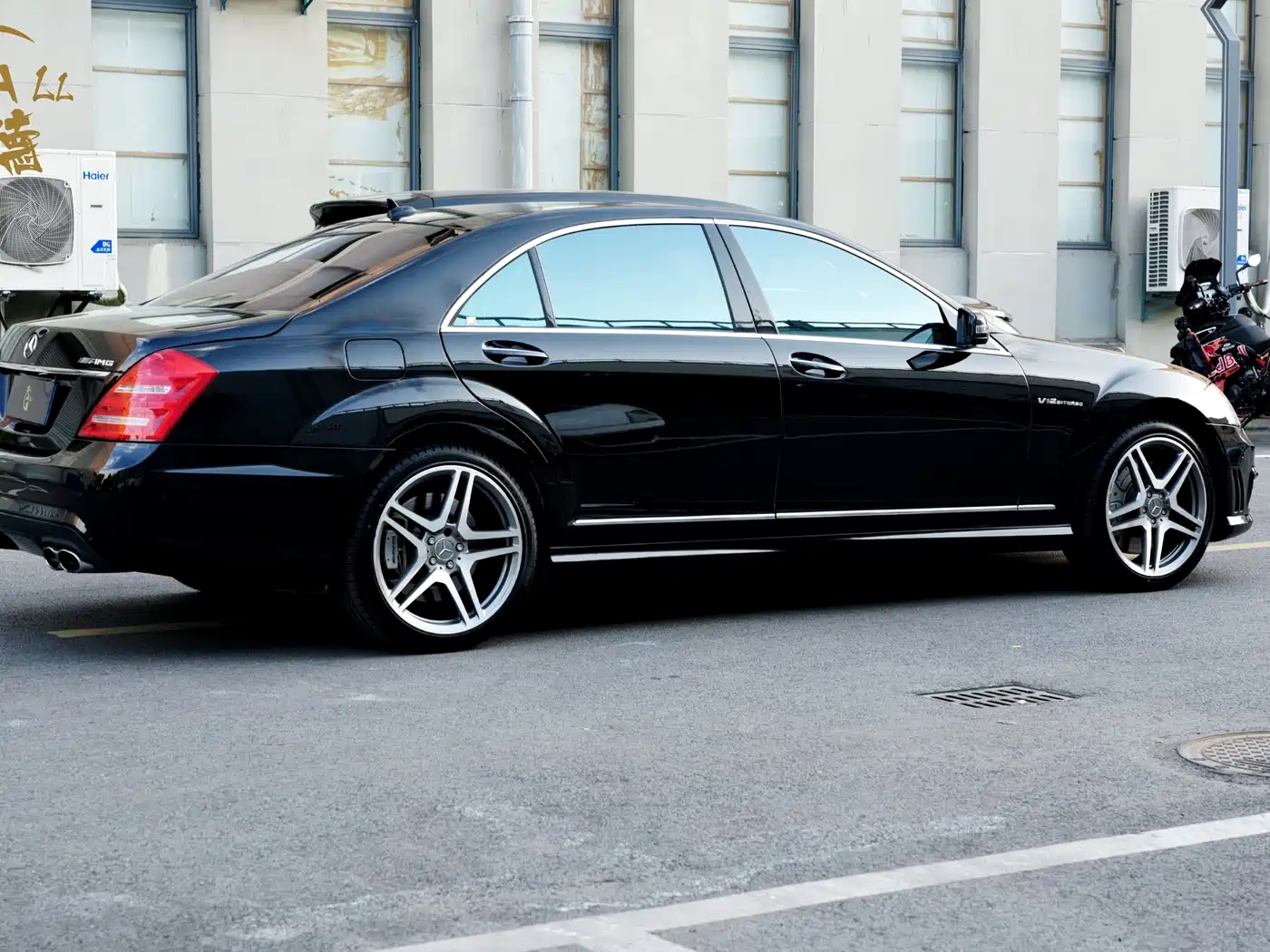 Mercedes-Benz S-Class AMG 2010 AMG S 65 фото 6