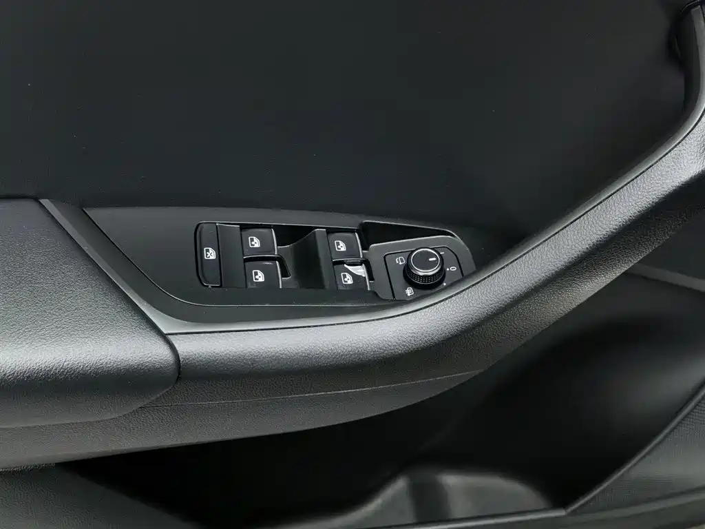 Škoda Kodiaq 2019 Facelift TSI330 7-Seater 2WD Luxury Premium Edition China VI фото 9