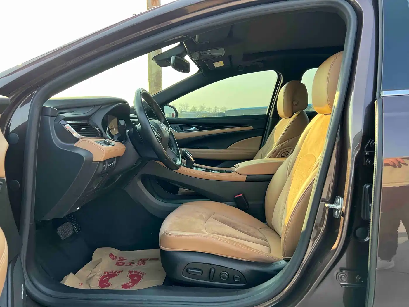 Buick LaCrosse 2016 Model 28T Luxury фото 6