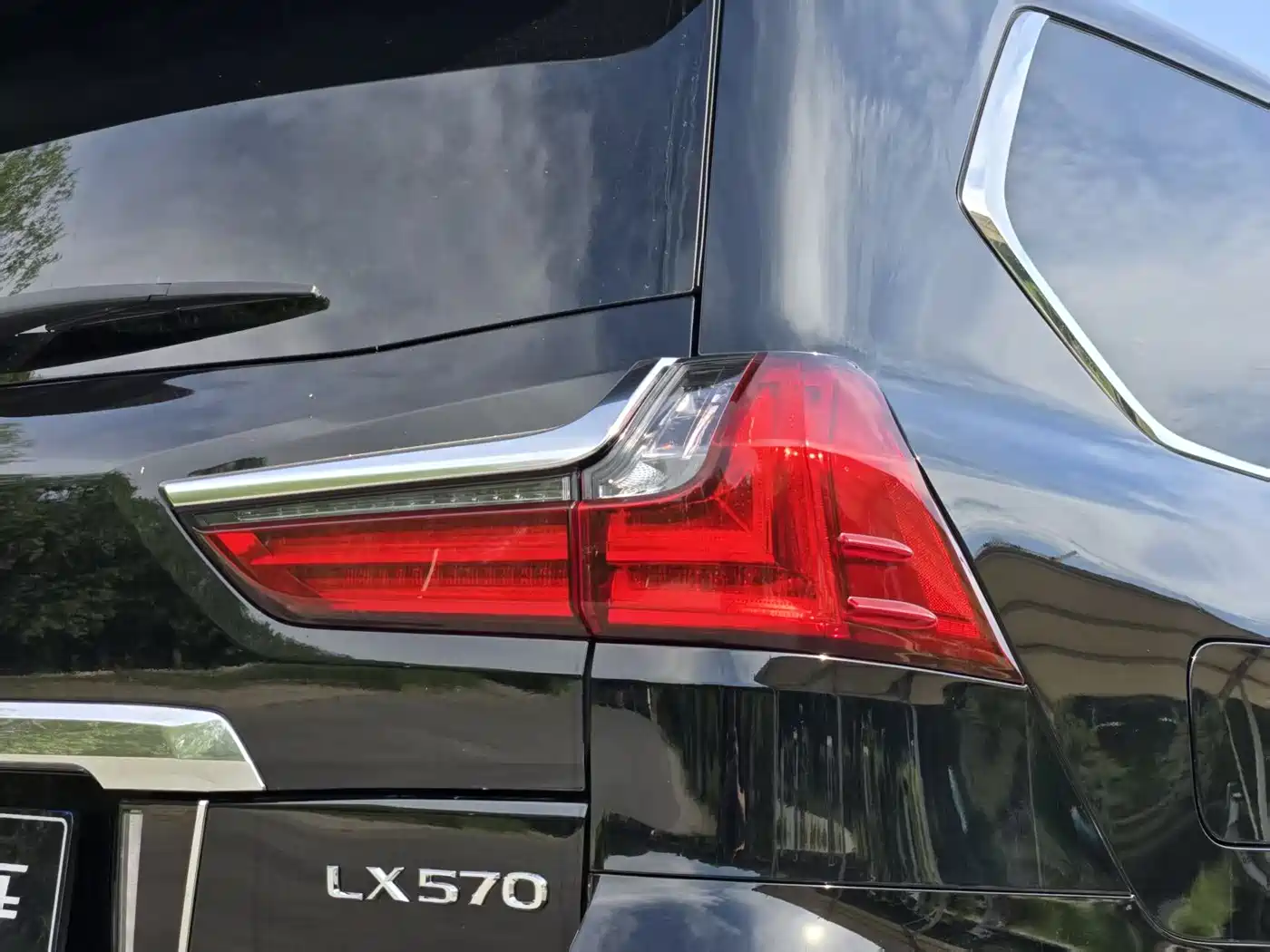 Lexus LX 2019 570 Dynamic Luxury Edition фото 16