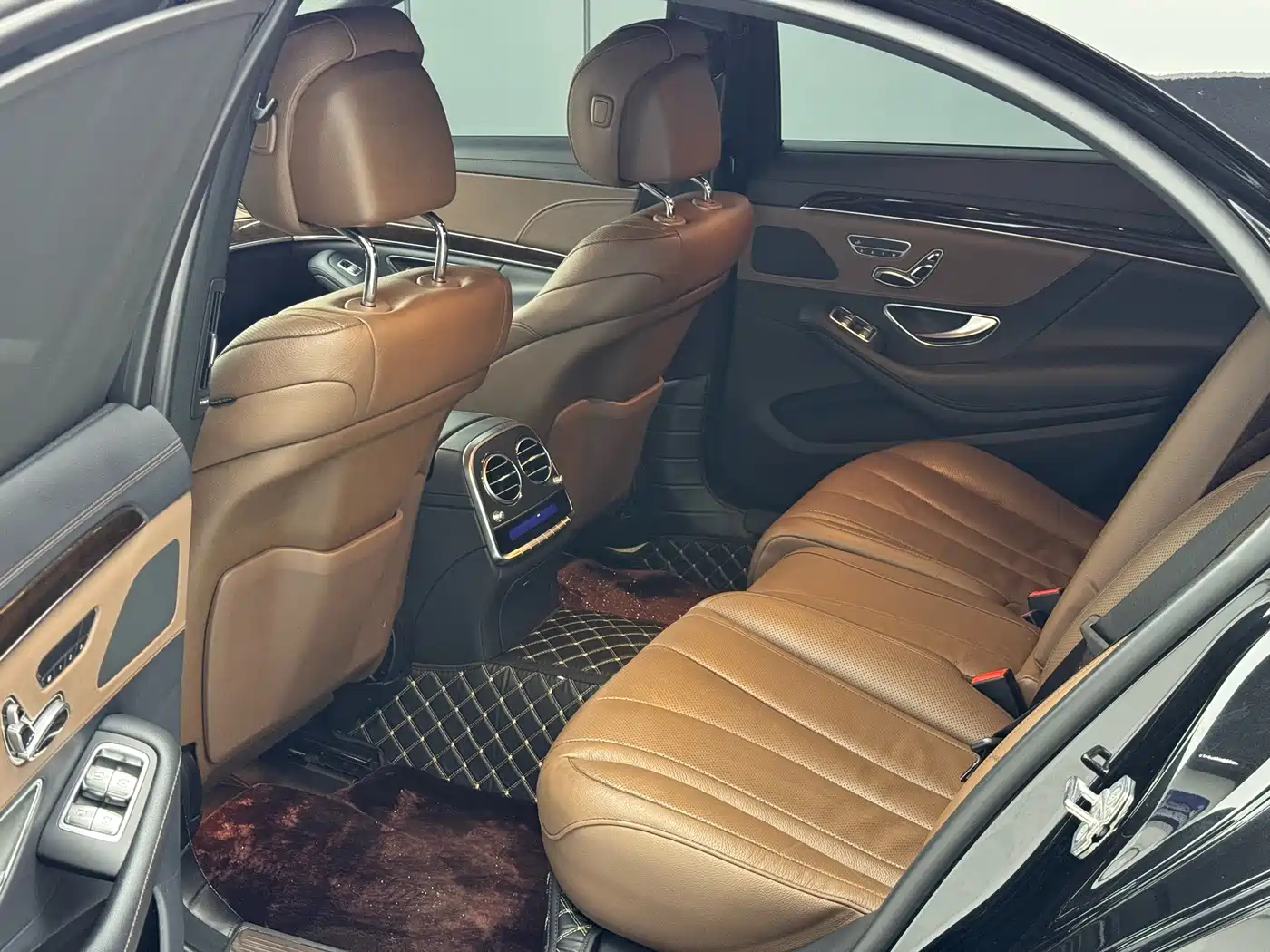Mercedes-Benz S-Class 2019 S 350 L Premium Ultimate Edition фото 11