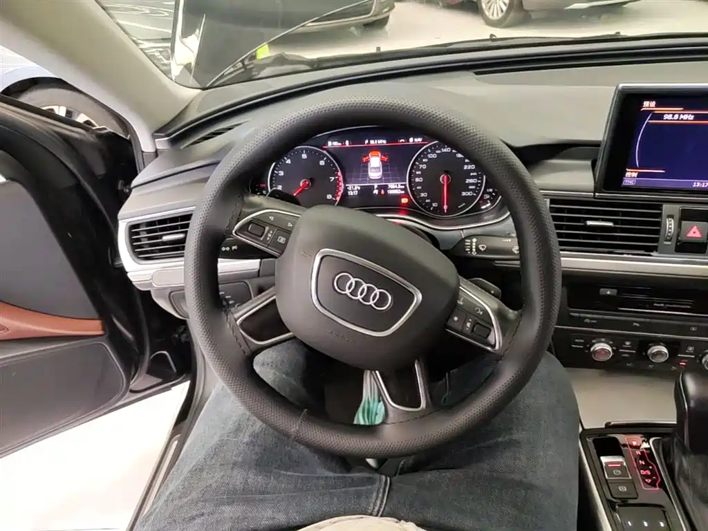 Audi A6L 2018 Model 35 TFSI Collector's Edition фото 11