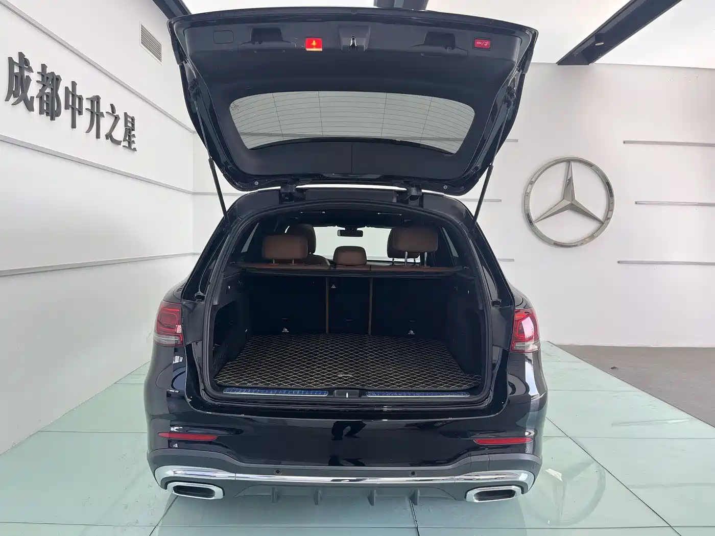 Mercedes-Benz GLC 2020 Facelift GLC 260 L 4MATIC Luxury фото 3