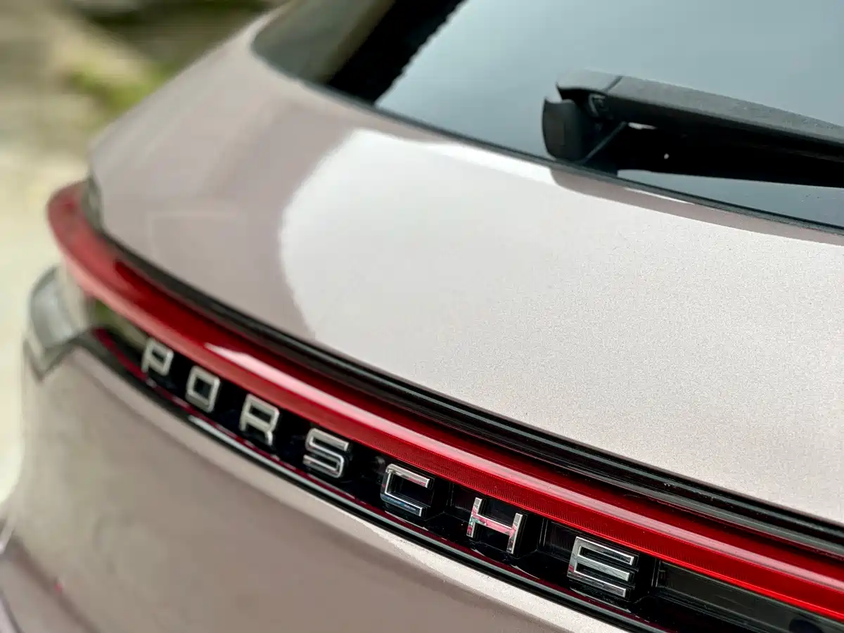 Porsche Macan 2018 Macan 2.0T фото 49