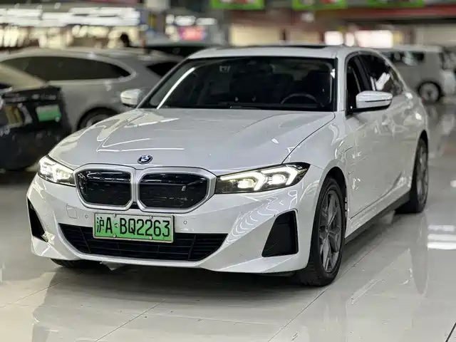 BMW i3 2024 eDrive 35 L