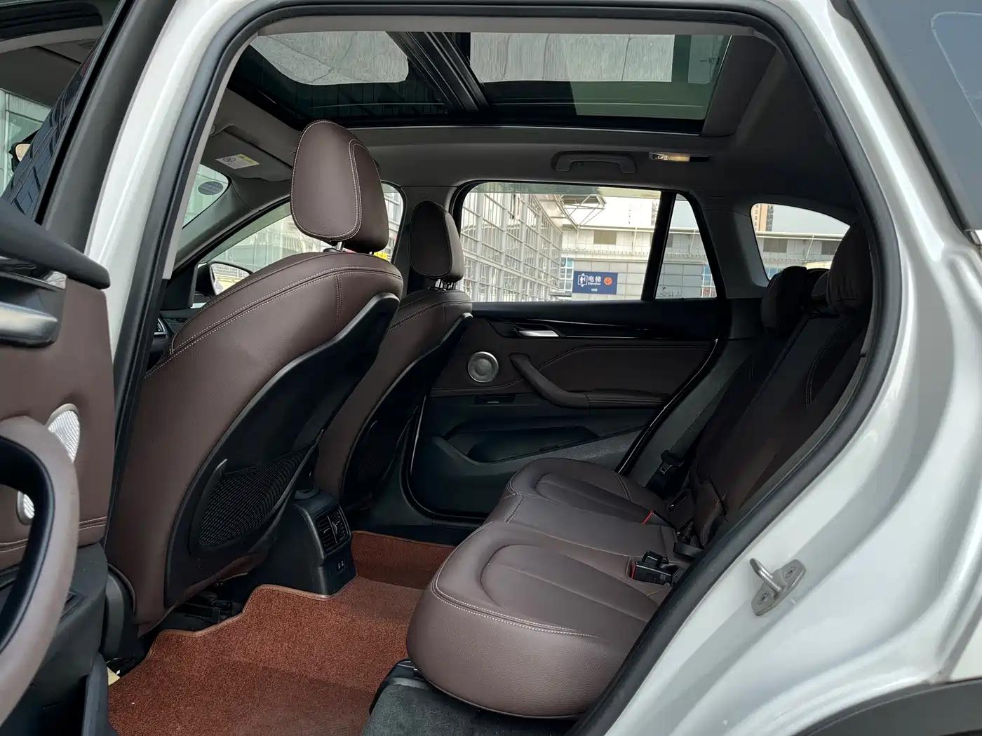 BMW X1 2022 sDrive25Li Leading фото 12