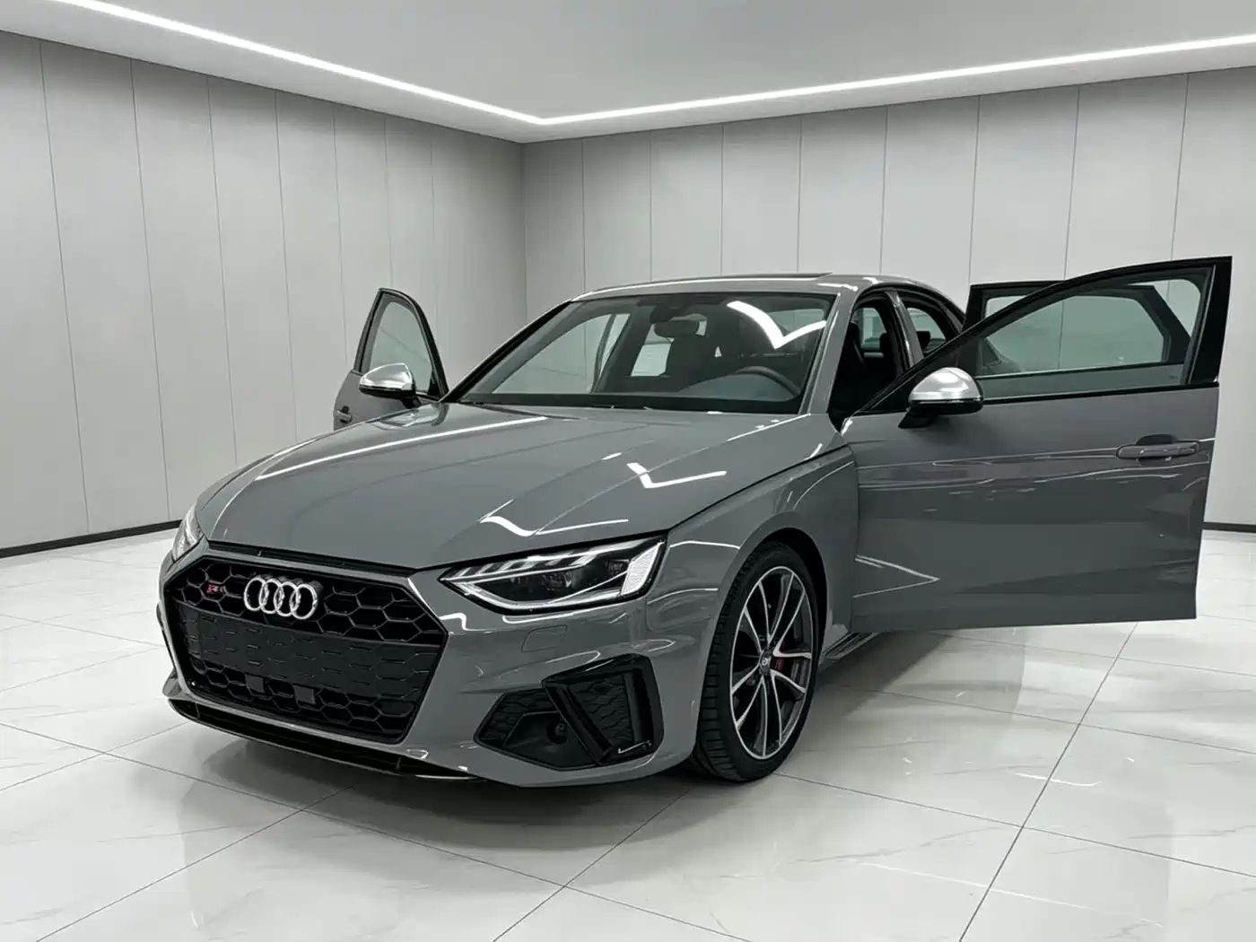 Audi S4 2020 S4 3.0TFSI фото 3