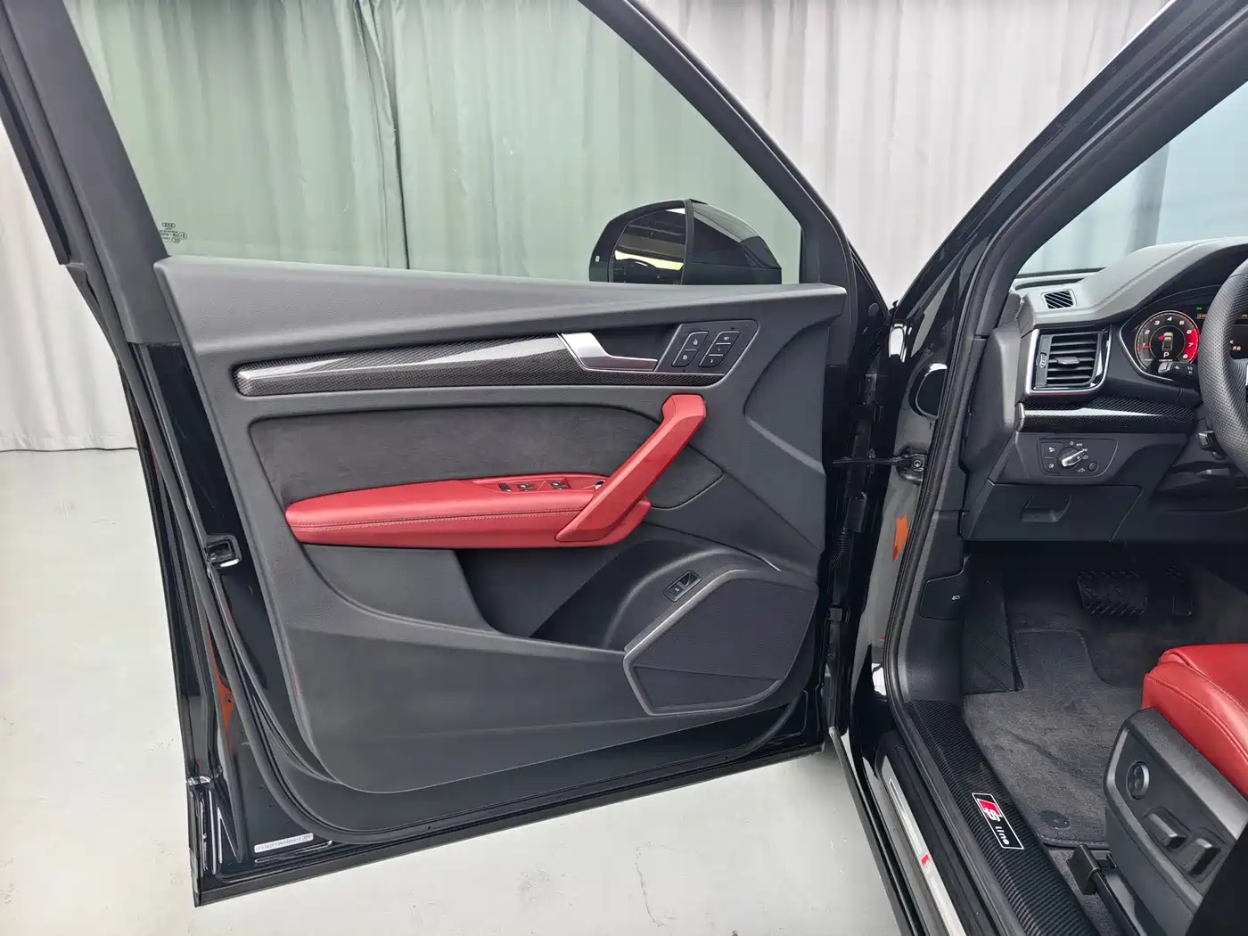 Audi Q5L Sportback 2022 40 TFSI Luxury фото 7