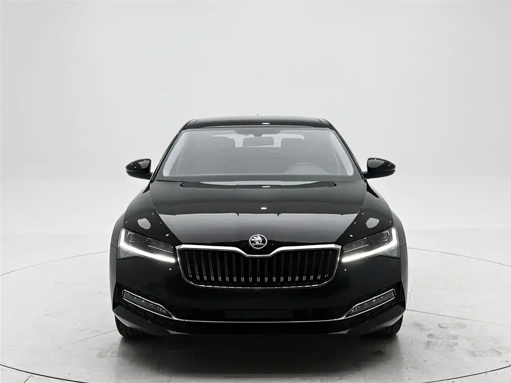 Škoda Superb 2023 Facelift TSI280 DSG Premium Edition фото 2