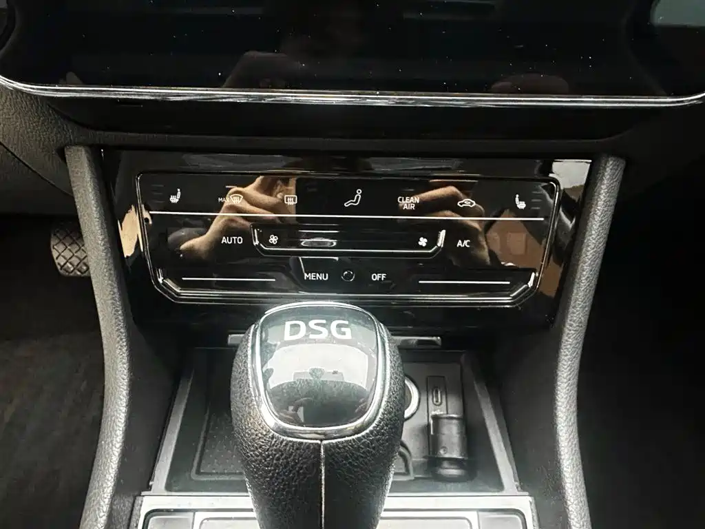Škoda Superb 2023 Facelift TSI280 DSG Premium Edition фото 15