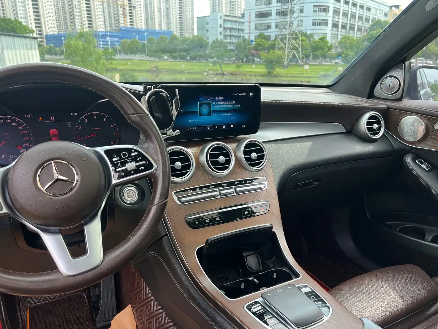 Mercedes-Benz GLC 2021 GLC 300 L 4MATIC Luxury фото 11