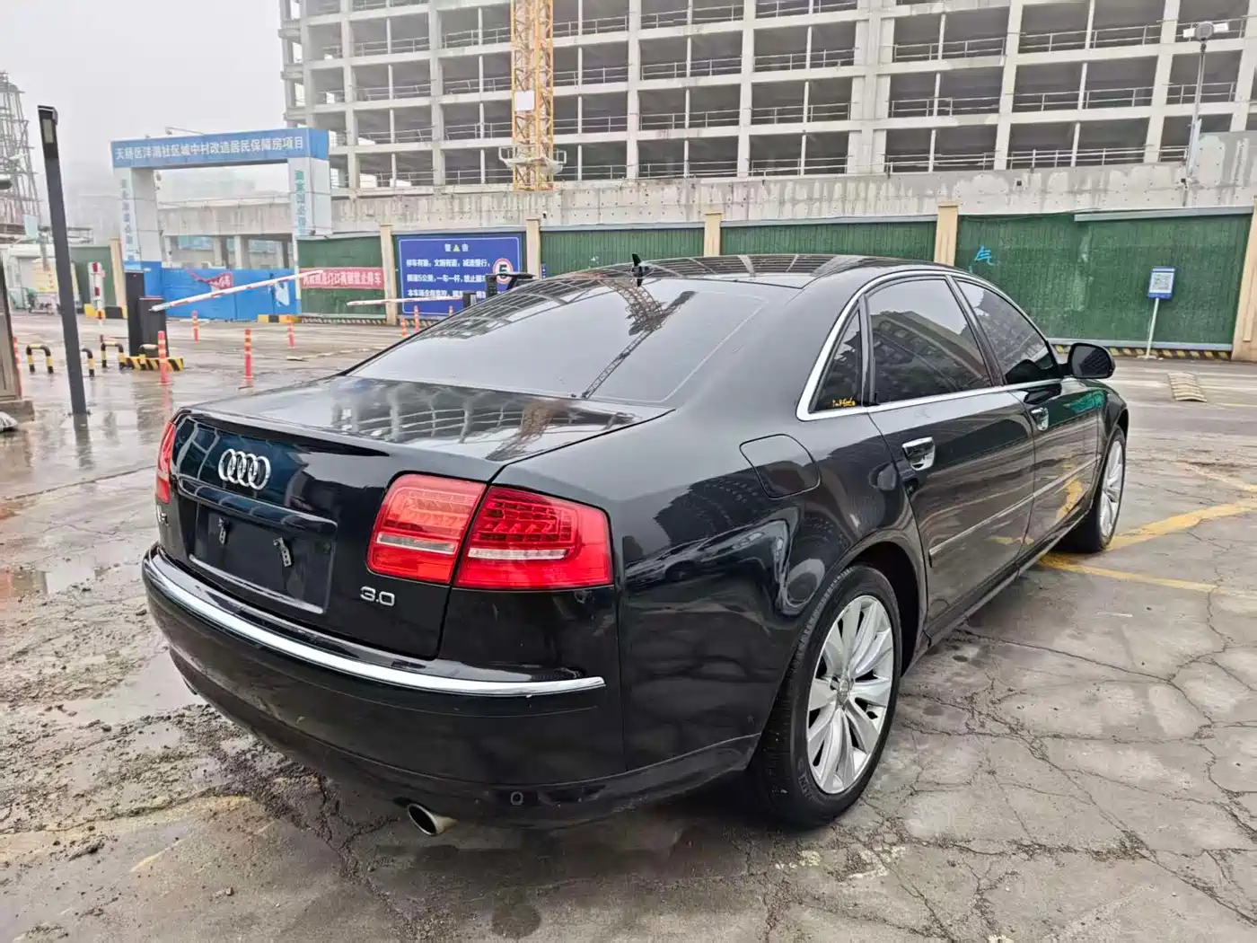 Audi A8 2009 Audi A8L 2.8 FSI Standard фото 5