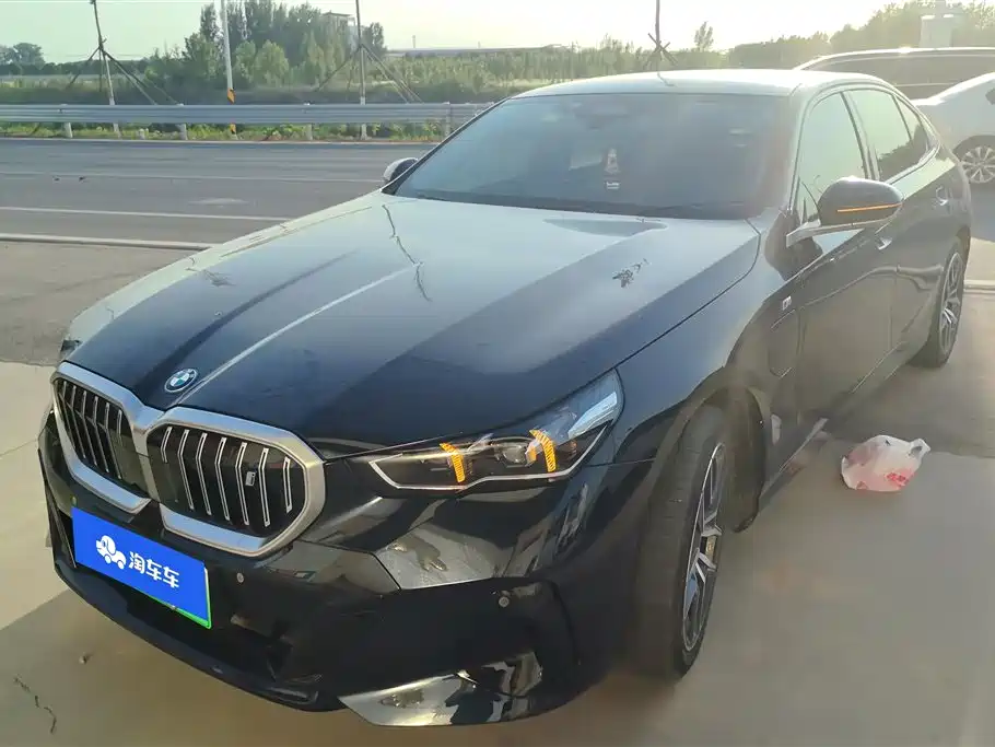 BMW i5 2024 eDrive 35L M Sport Package