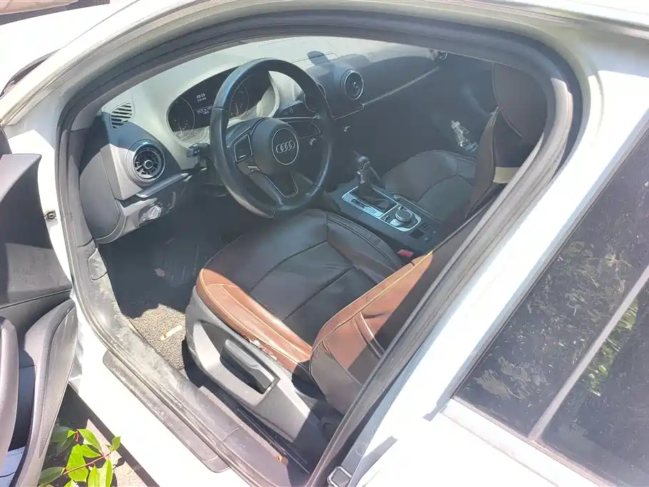 Audi A3 2017 Sportback 35 TFSI Progressive фото 8