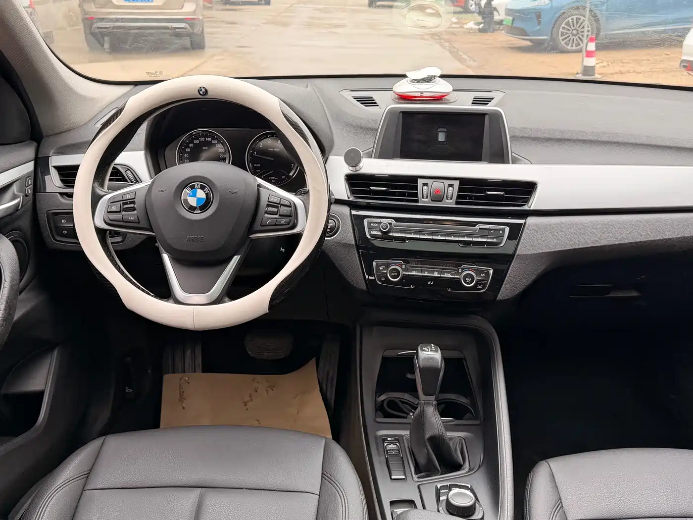 BMW X1 2018 sDrive18Li Fashion Model фото 14