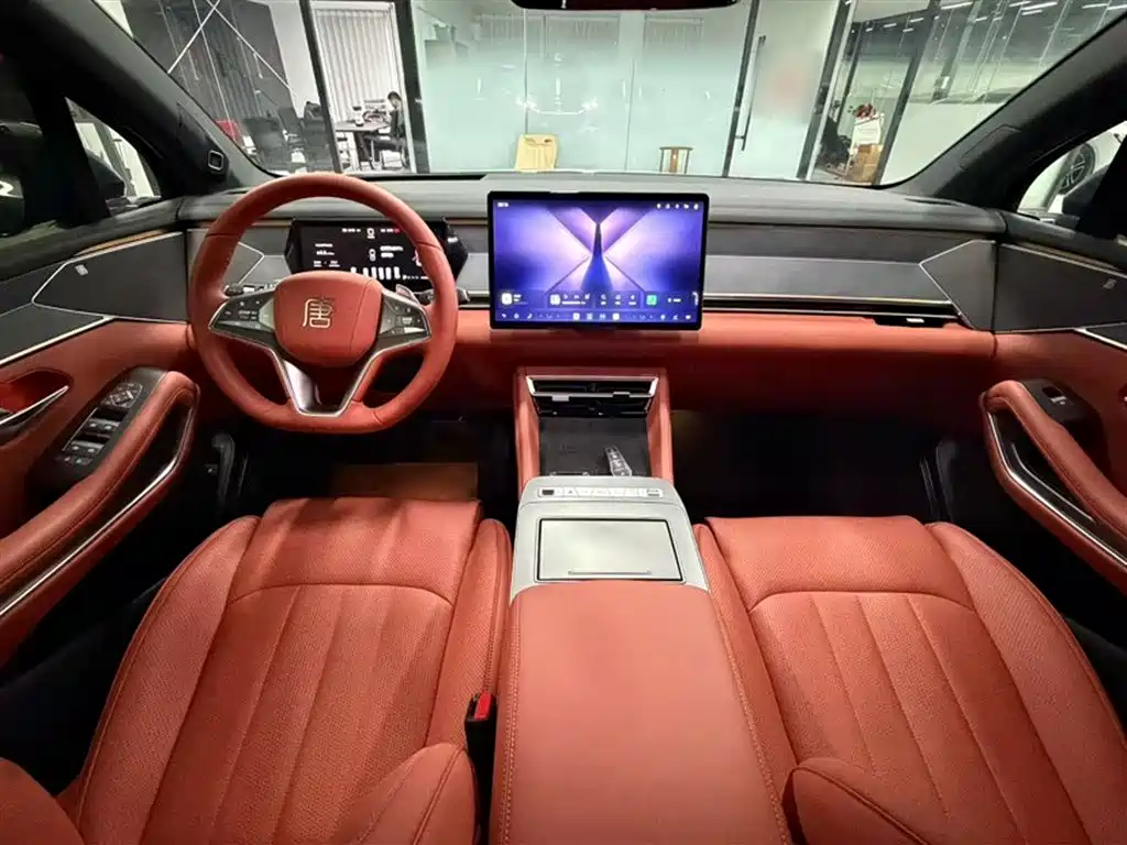 BYD Tang L 2025 DM 175KM Drone Player Edition фото 11