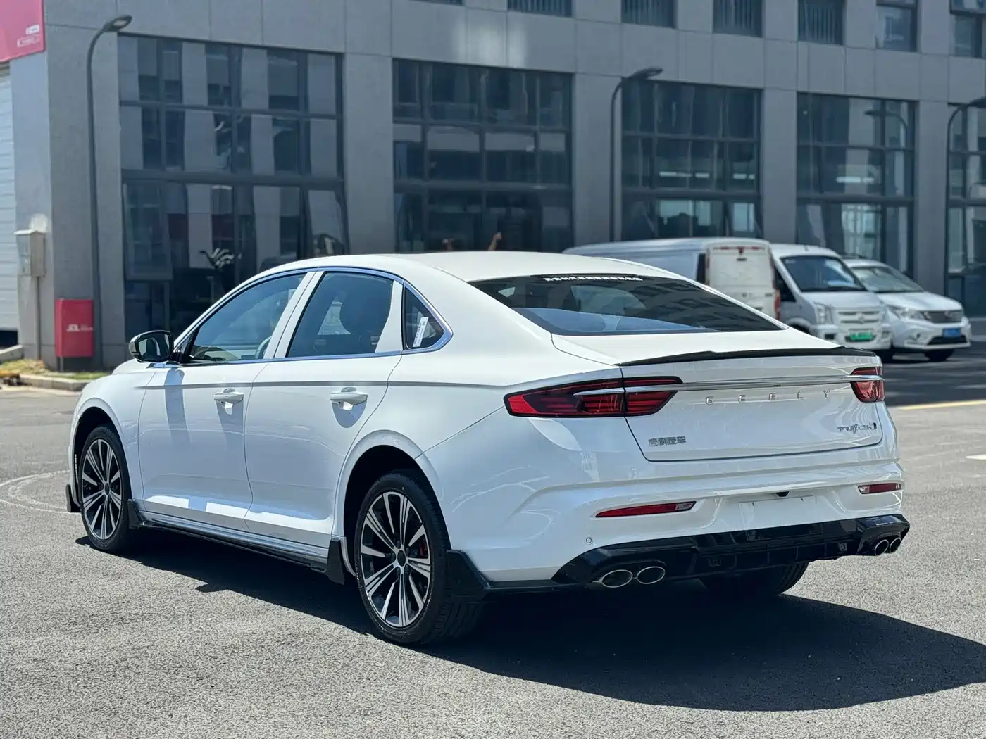 Photo 10 - Geely Preface