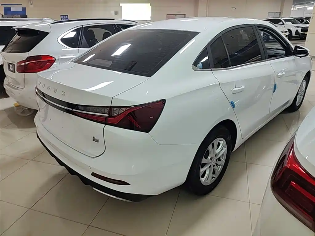 ROEWE I5