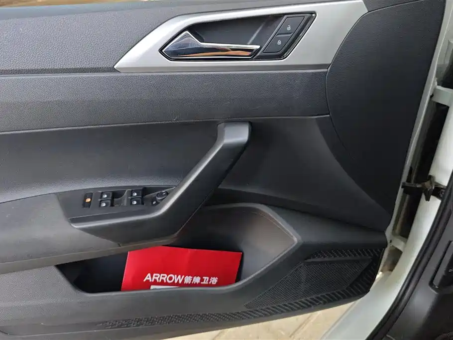 Volkswagen Polo 2023 Facelift Plus 1.5L Auto Joyful Living Edition фото 7
