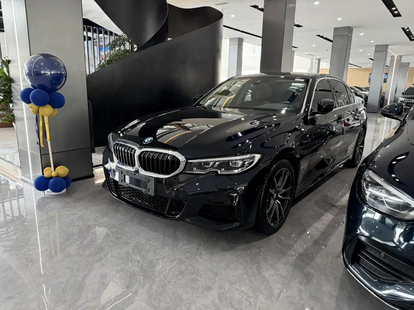BMW 3 Series 2022 325Li M Sport Package