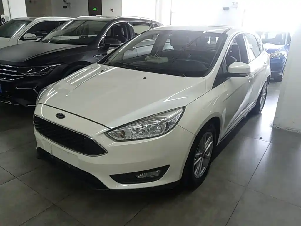 Ford Focus 2019 2018 Hatchback Classic 1.6L Automatic Trend Smart Edition