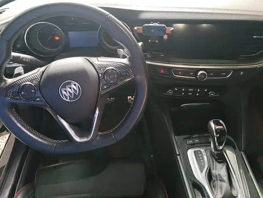 Buick Regal 2017 GS 28T Luxury Model фото 12